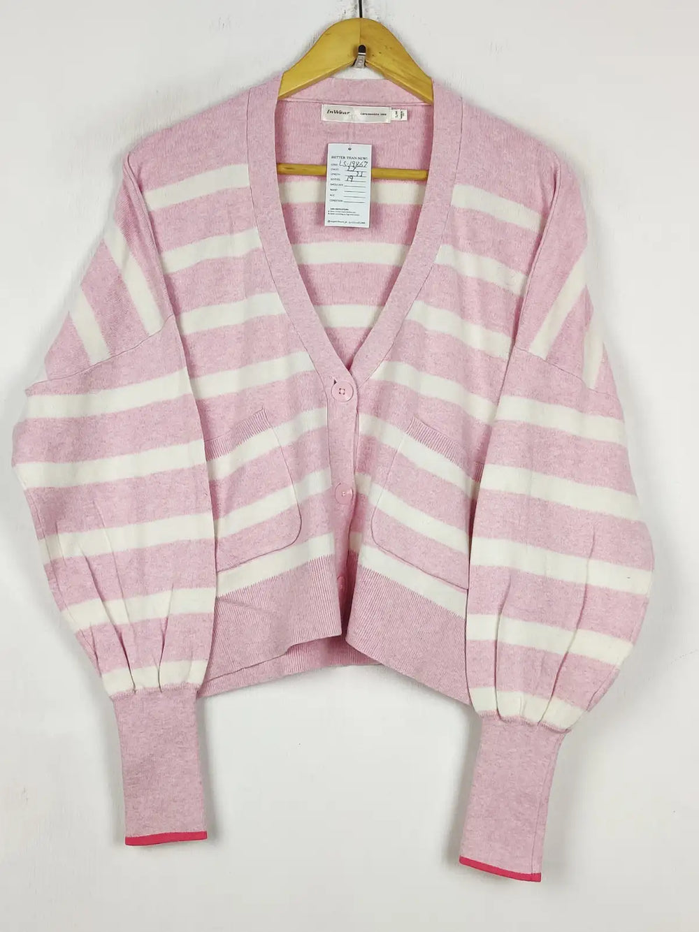 Buy online pre-used pre-loved 100% authentic & Original branded In Wear (LS-19867) available in Pakistan. Top international brands avilable.