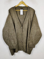 Buy online pre-used pre-loved 100% authentic & Original branded Vero Moda (LS-19896) available in Pakistan. Top international brands avilable.