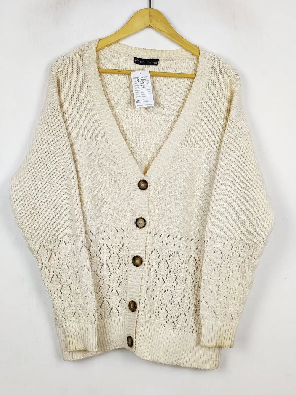 Buy online pre-used pre-loved 100% authentic & Original branded Marks & Spencer (LS-19911) available in Pakistan. Top international brands avilable.