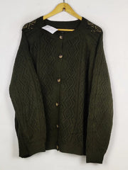 Buy online pre-used pre-loved 100% authentic & Original branded Shein (LS-19946) available in Pakistan. Top international brands avilable.