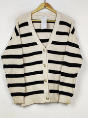 Buy online pre-used pre-loved 100% authentic & Original branded Primark (LS-20042) available in Pakistan. Top international brands avilable.
