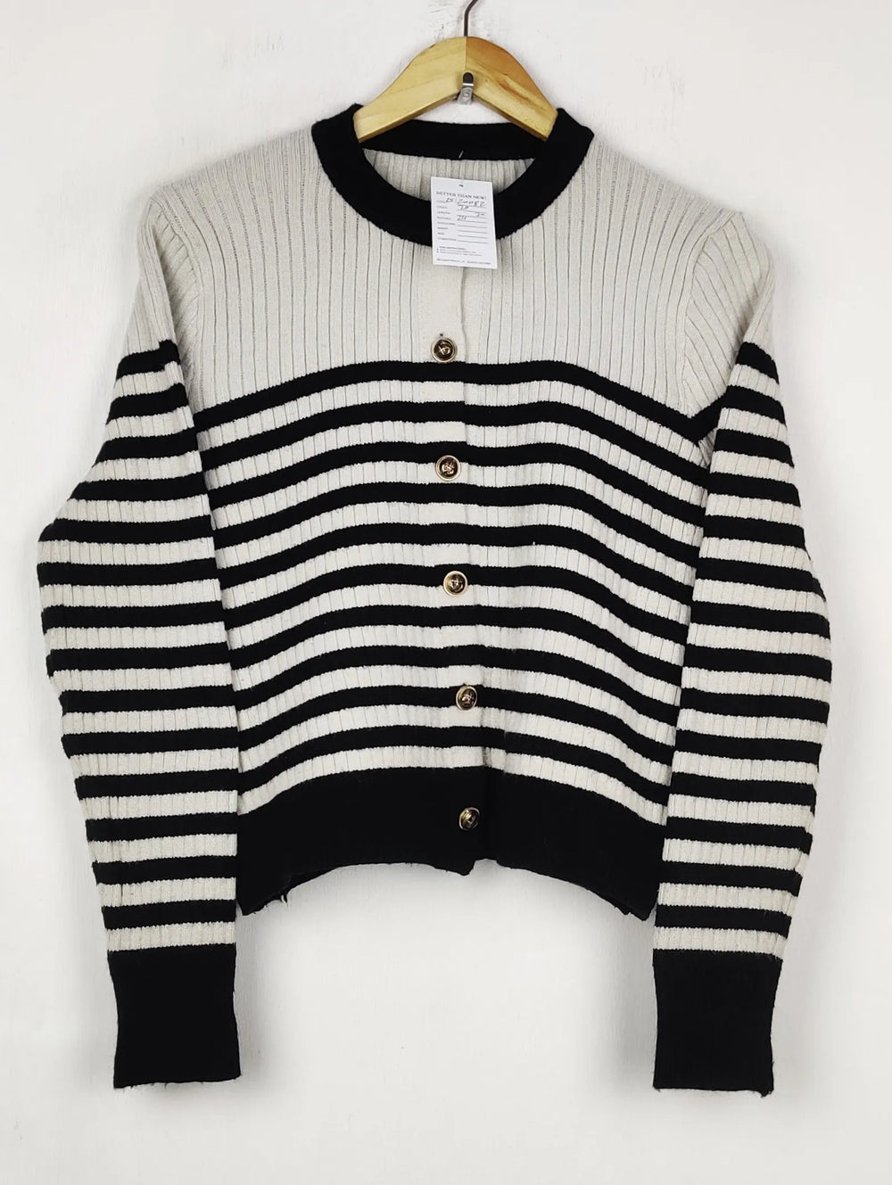 Buy online pre-used pre-loved 100% authentic & Original branded Azihliang (LS-20082) available in Pakistan. Top international brands avilable.