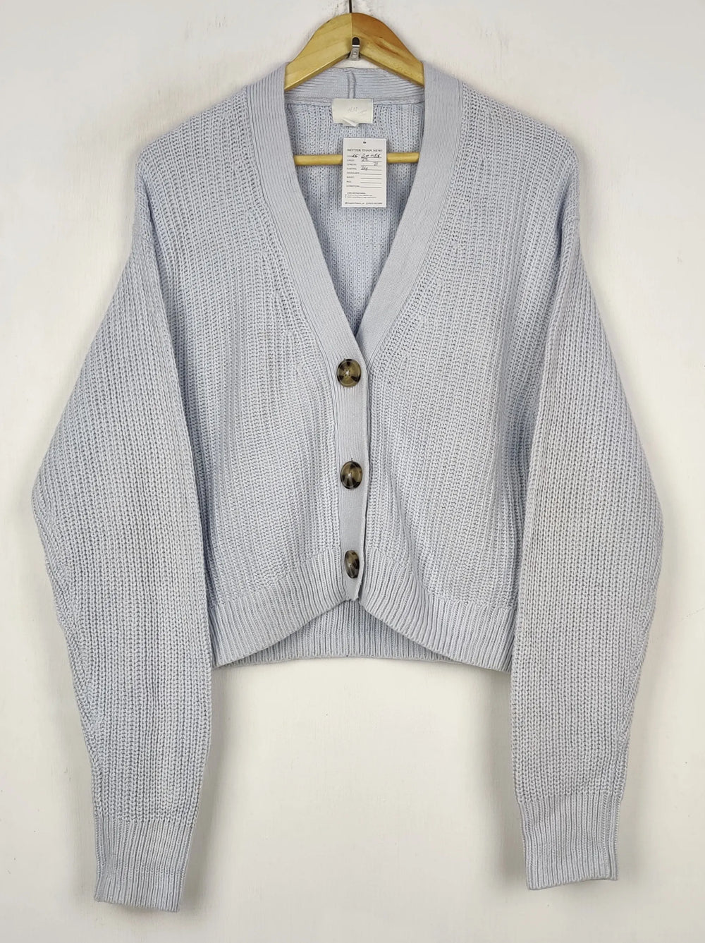 Buy online pre-used pre-loved 100% authentic & Original branded H&M (LS-20083) available in Pakistan. Top international brands avilable.