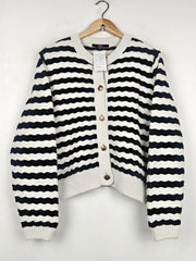 Buy online pre-used pre-loved 100% authentic & Original branded George (LS-20154) available in Pakistan. Top international brands avilable.