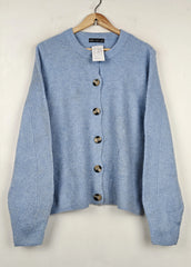 Buy online pre-used pre-loved 100% authentic & Original branded Marks & Spencer (LS-20161) available in Pakistan. Top international brands avilable.