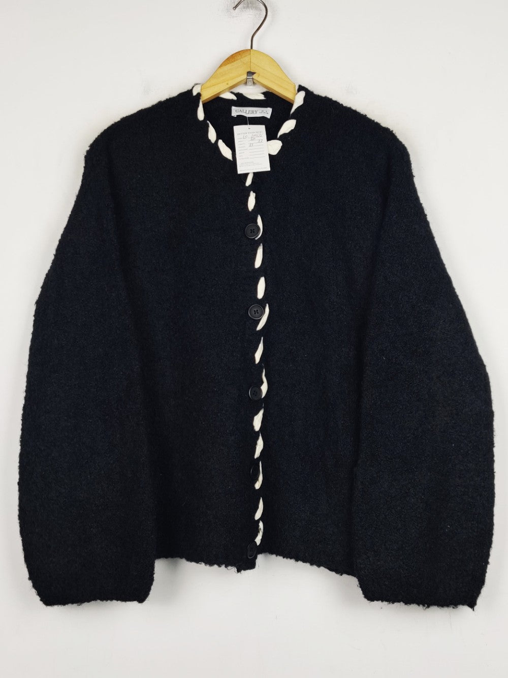 Gallery (LS-20576)