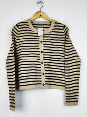 Dunnes Store (LS-21484)