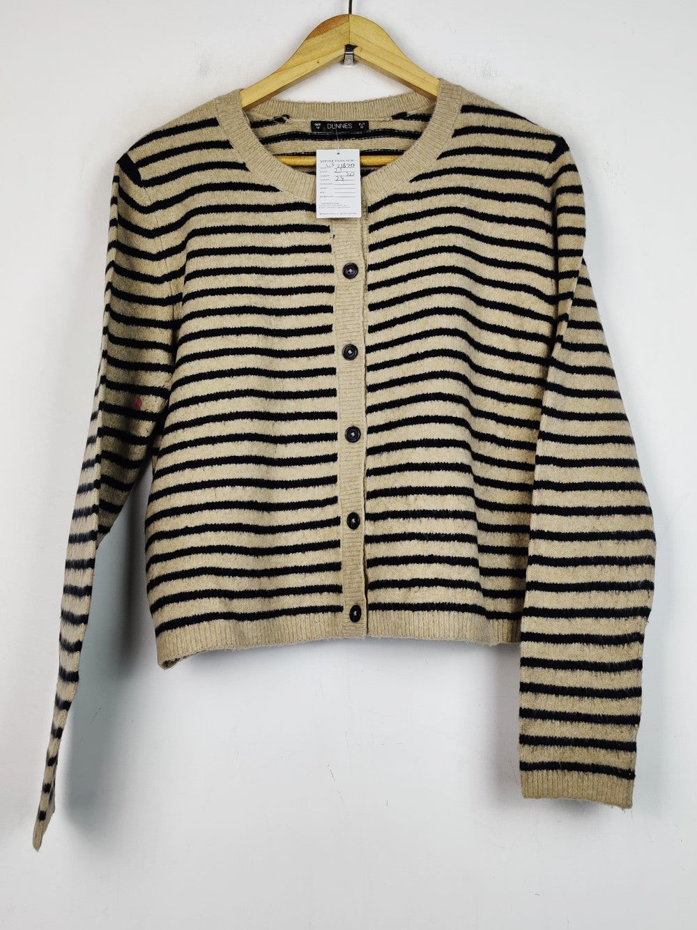 Dunnes Store (LS-21670)