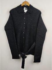 Buy online pre-used pre-loved 100% authentic & Original branded Van Heusen (LS-4051) available in Pakistan. Top international brands avilable.