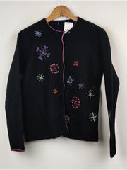 Buy online pre-used pre-loved 100% authentic & Original branded Unknown Brand (LS-4228) available in Pakistan. Top international brands avilable.