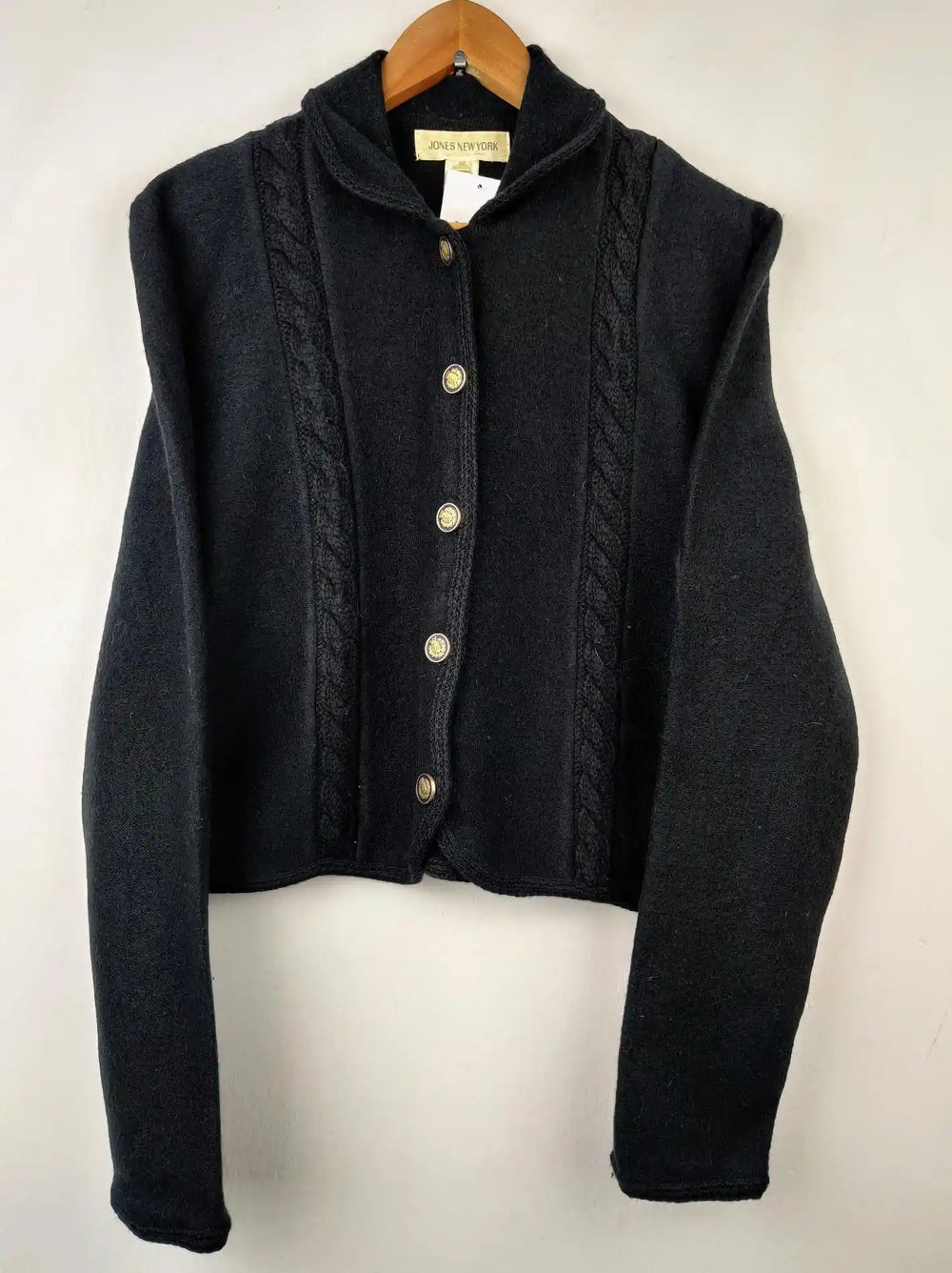 Buy online pre-used pre-loved 100% authentic & Original branded Jones New York (LS-5329) available in Pakistan. Top international brands avilable.