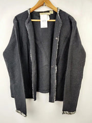 Buy online pre-used pre-loved 100% authentic & Original branded Pencams (LS-5353) available in Pakistan. Top international brands avilable.