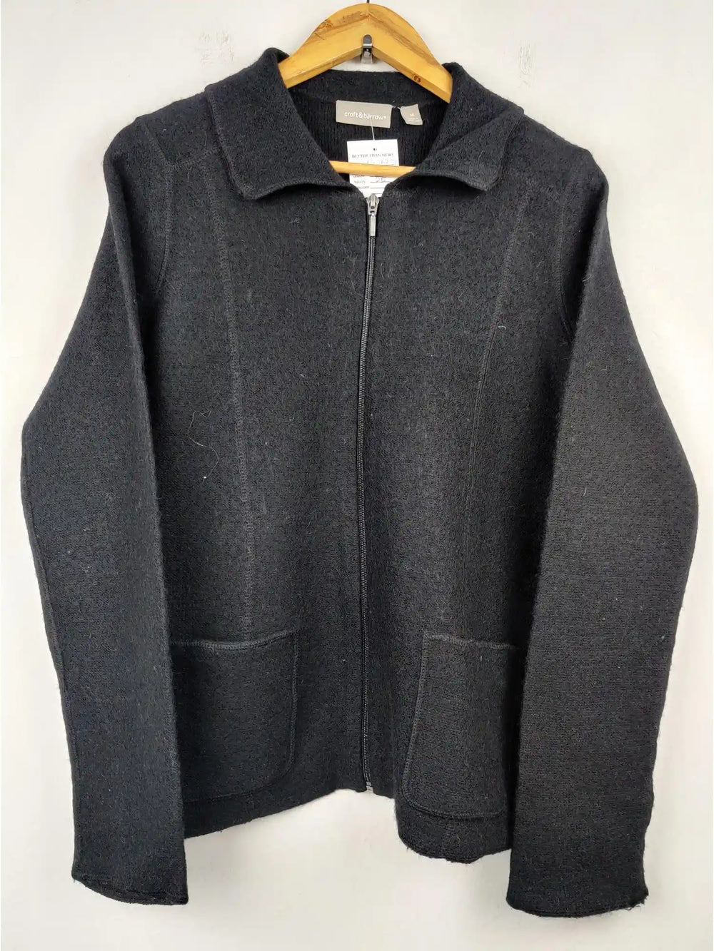 Buy online pre-used pre-loved 100% authentic & Original branded Croft & Barrow (LS-6237) available in Pakistan. Top international brands avilable.