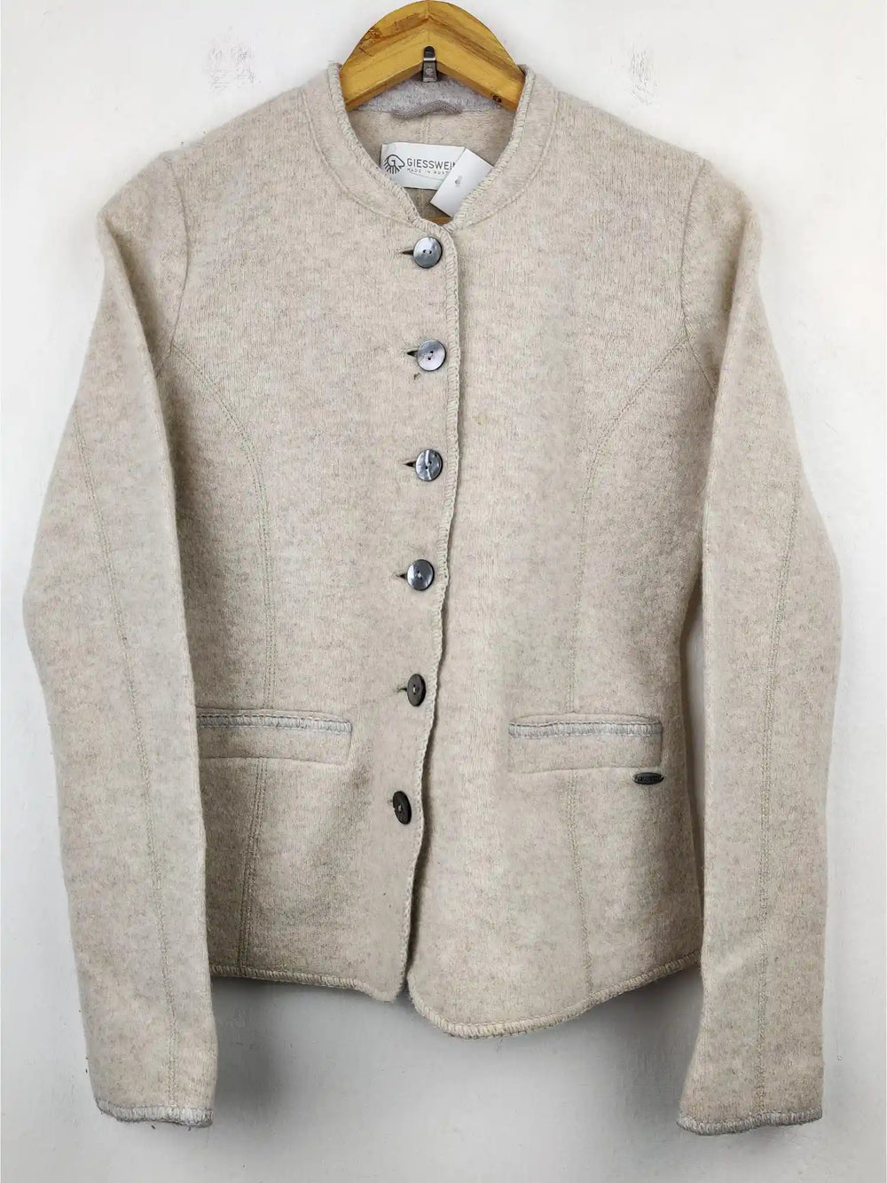 Buy online pre-used pre-loved 100% authentic & Original branded Giesswein (LS-6294) available in Pakistan. Top international brands avilable.