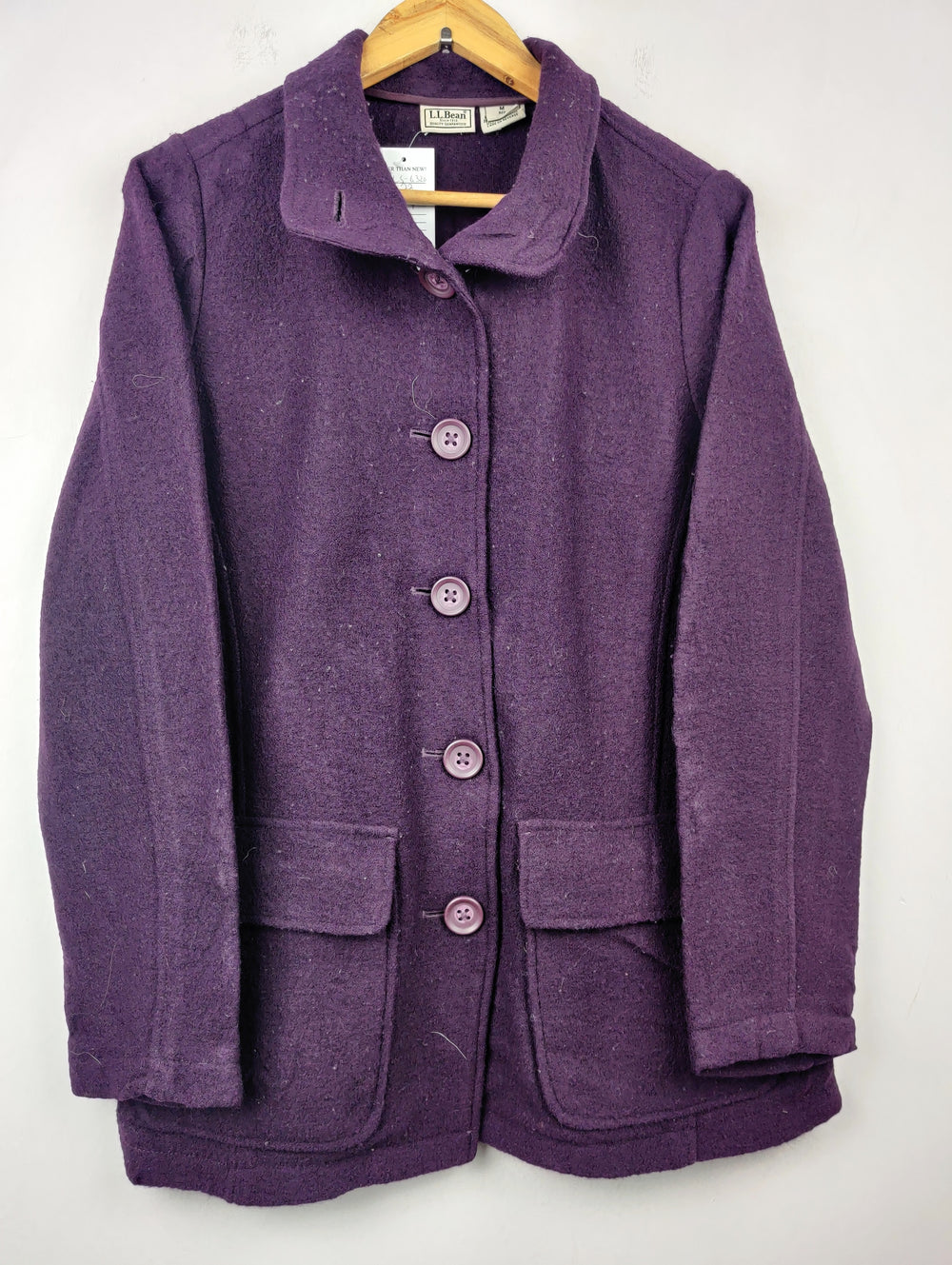 Buy online pre-used pre-loved 100% authentic & Original branded L.L.Bean (LS-6320) available in Pakistan. Top international brands avilable.