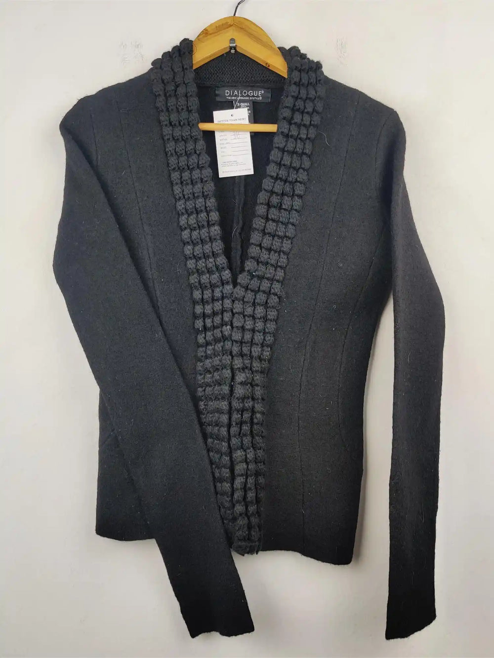 Buy online pre-used pre-loved 100% authentic & Original branded Dialogue (LS-6330) available in Pakistan. Top international brands avilable.