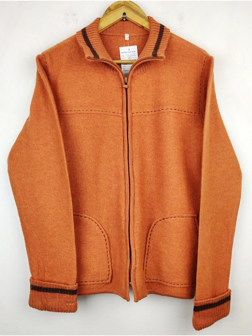 Buy online pre-used pre-loved 100% authentic & Original branded Unknown Brand (LS-6535) available in Pakistan. Top international brands avilable.