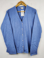 Buy online pre-used pre-loved 100% authentic & Original branded Unknown Brand (LS-6864) available in Pakistan. Top international brands avilable.