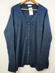 Buy online pre-used pre-loved 100% authentic & Original branded Bonmarche (LS-7212) available in Pakistan. Top international brands avilable.