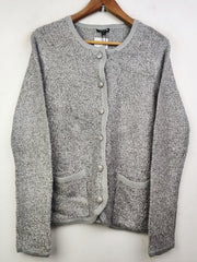 Buy online pre-used pre-loved 100% authentic & Original branded Casamia (LS-7220) available in Pakistan. Top international brands avilable.