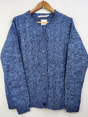 Buy online pre-used pre-loved 100% authentic & Original branded Unknown Brand (LS-7227) available in Pakistan. Top international brands avilable.