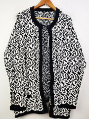 Buy online pre-used pre-loved 100% authentic & Original branded Unknown Brand (LS-7259) available in Pakistan. Top international brands avilable.