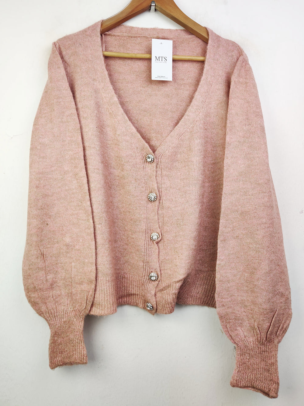 Buy online pre-used pre-loved 100% authentic & Original branded Unknown Brand (LS-7271) available in Pakistan. Top international brands avilable.