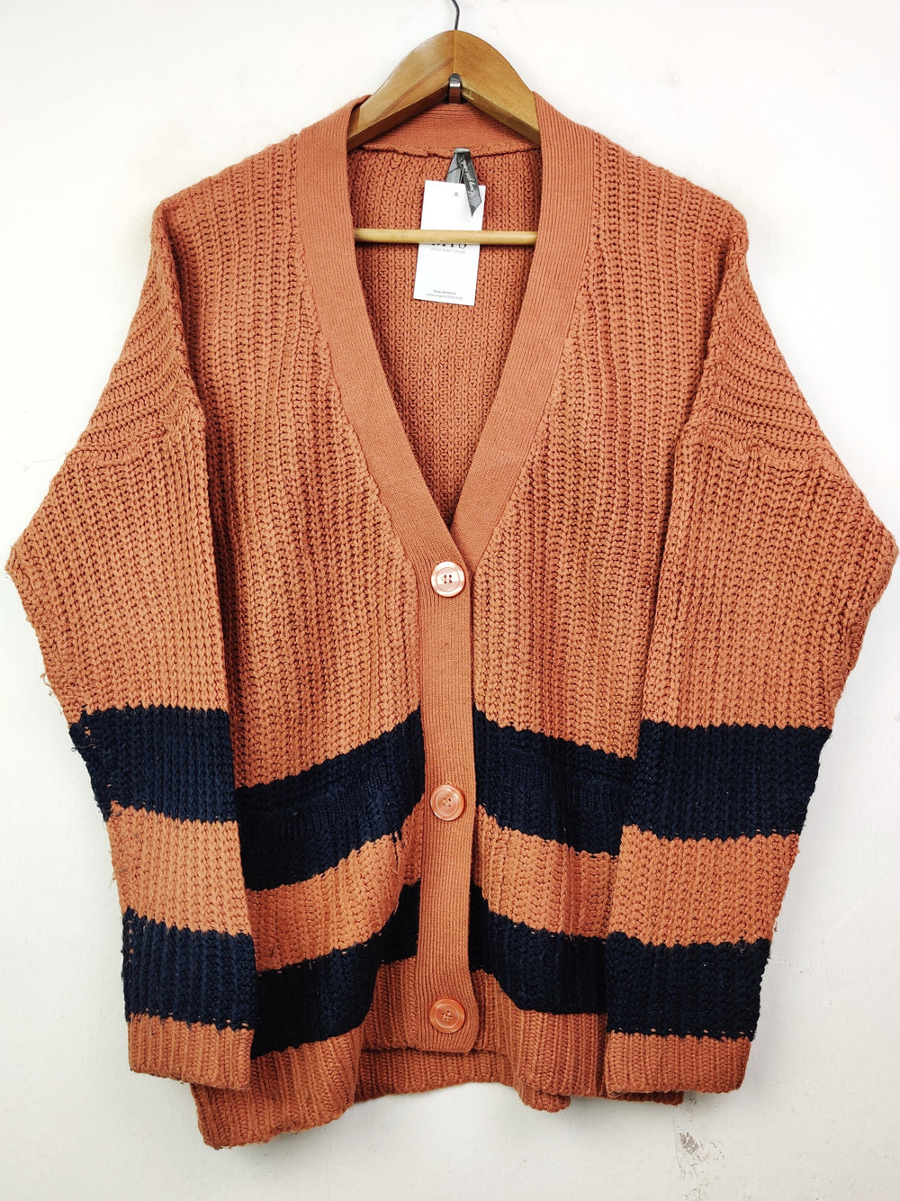 Buy online pre-used pre-loved 100% authentic & Original branded Influence (LS-7296) available in Pakistan. Top international brands avilable.