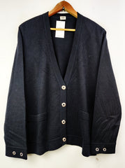 Buy online pre-used pre-loved 100% authentic & Original branded Lucia (LS-7391) available in Pakistan. Top international brands avilable.