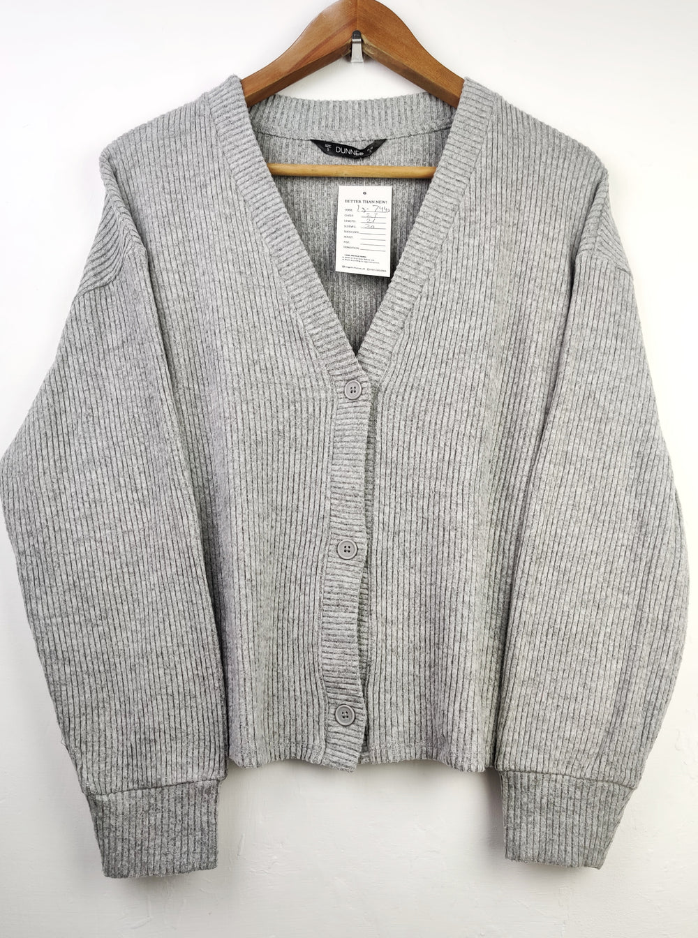 Buy online pre-used pre-loved 100% authentic & Original branded Dunnes Stores (LS-7442) available in Pakistan. Top international brands avilable.