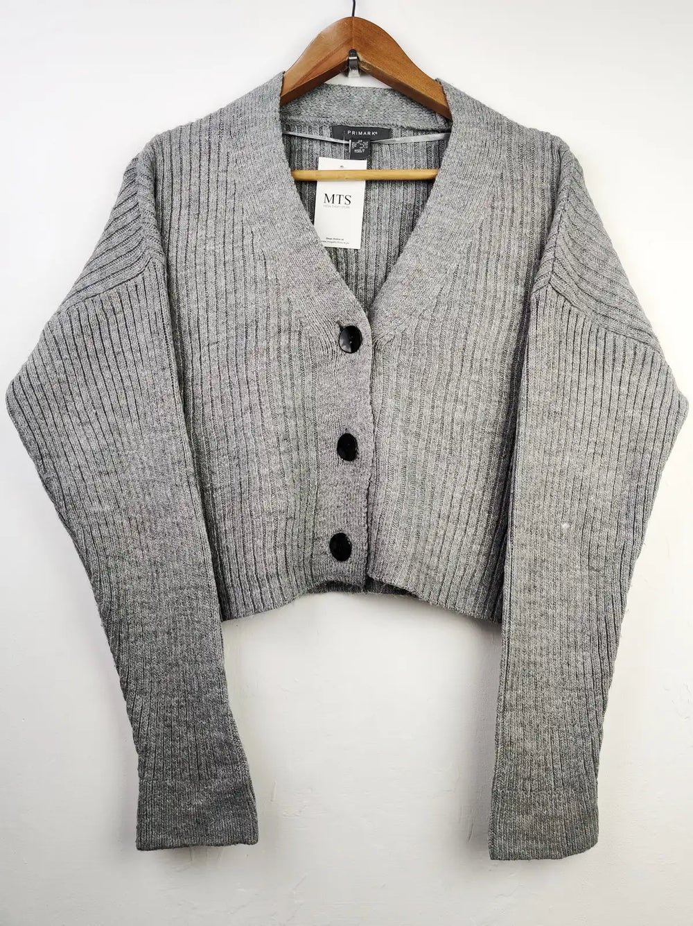 Buy online pre-used pre-loved 100% authentic & Original branded Primark (LS-7552) available in Pakistan. Top international brands avilable.