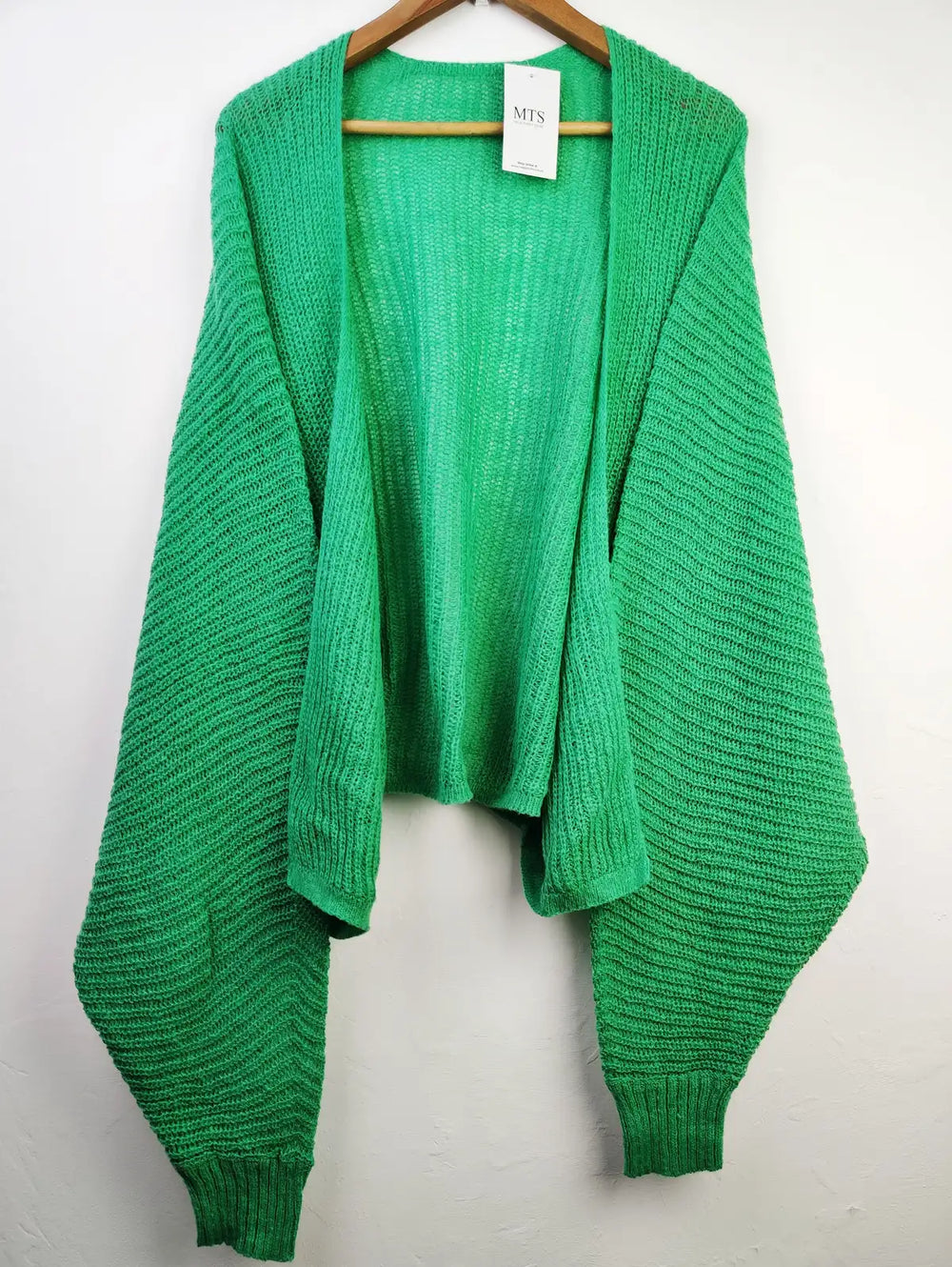 Buy online pre-used pre-loved 100% authentic & Original branded Shein (LS-7553) available in Pakistan. Top international brands avilable.