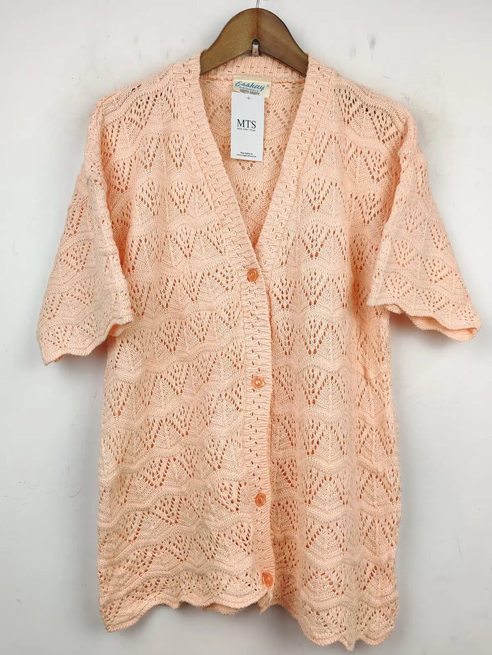 Buy online pre-used pre-loved 100% authentic & Original branded Esskay (LS-7585) available in Pakistan. Top international brands avilable.