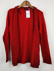 Buy online pre-used pre-loved 100% authentic & Original branded Classic (LS-7592) available in Pakistan. Top international brands avilable.