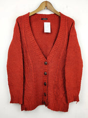 Buy online pre-used pre-loved 100% authentic & Original branded Boohoo (LS-7594) available in Pakistan. Top international brands avilable.