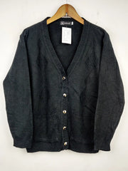 Buy online pre-used pre-loved 100% authentic & Original branded Sk Collections (LS-7599) available in Pakistan. Top international brands avilable.