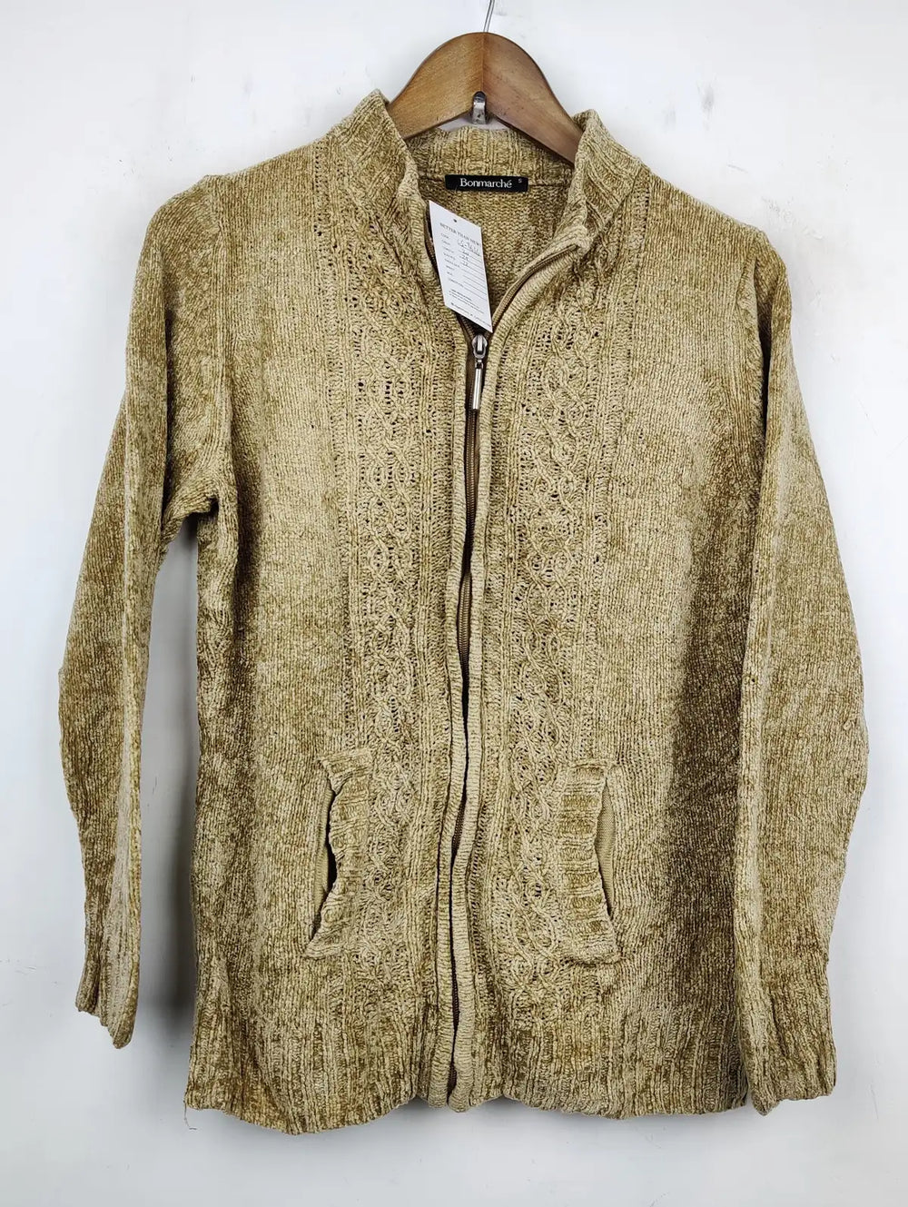 Buy online pre-used pre-loved 100% authentic & Original branded Bonmarche (LS-7616) available in Pakistan. Top international brands avilable.