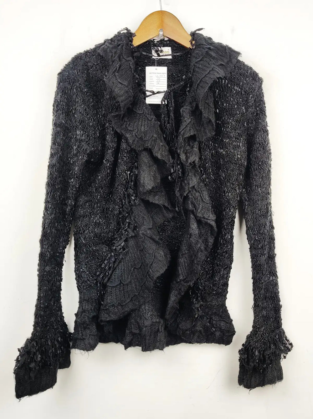 Buy online pre-used pre-loved 100% authentic & Original branded Roman (LS-7617) available in Pakistan. Top international brands avilable.