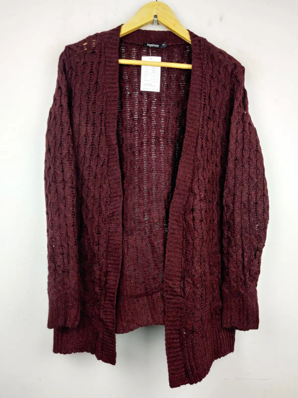 Buy online pre-used pre-loved 100% authentic & Original branded Boohoo (LS-7665) available in Pakistan. Top international brands avilable.