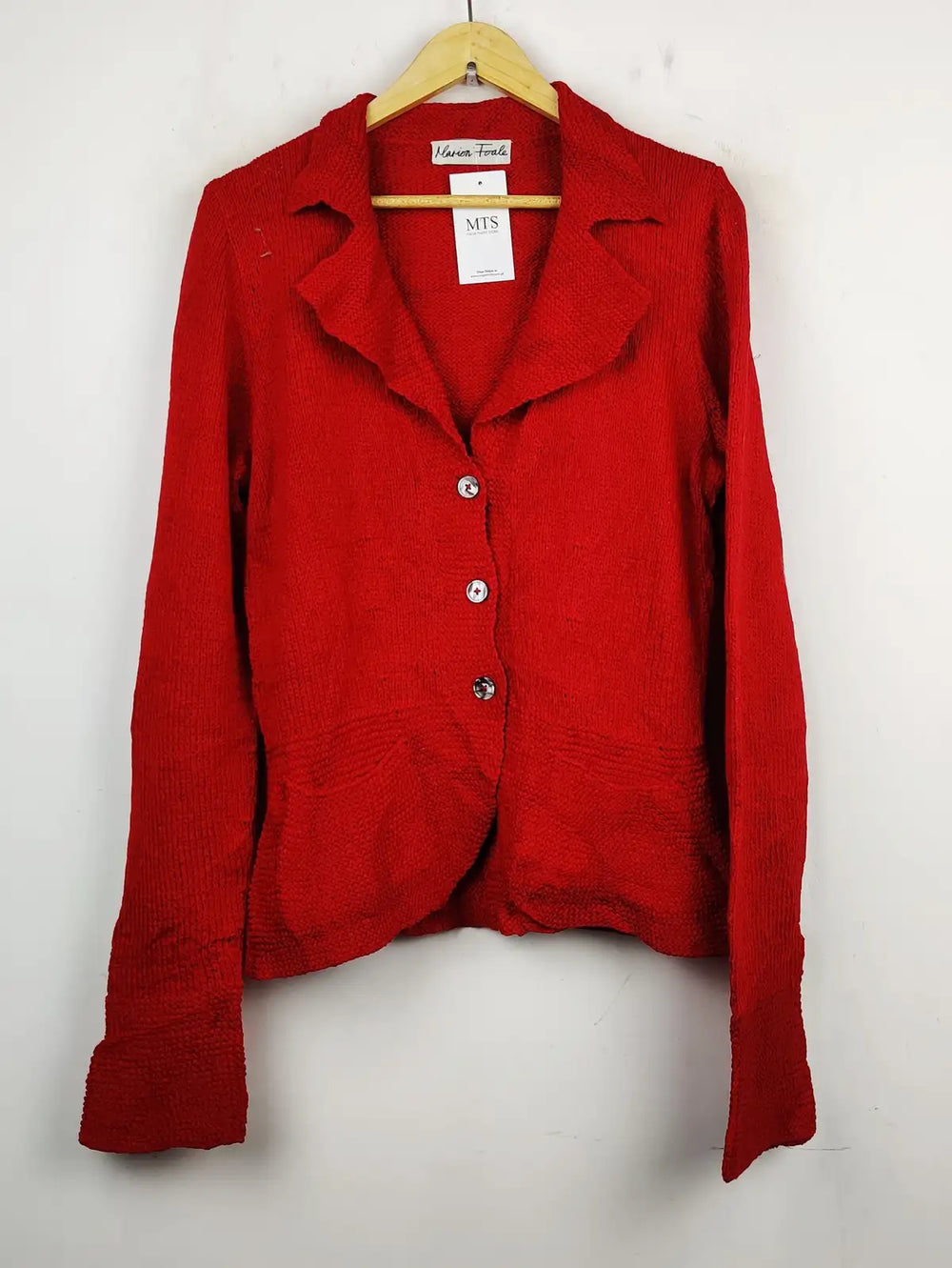 Buy online pre-used pre-loved 100% authentic & Original branded Mamon Foale (LS-7766) available in Pakistan. Top international brands avilable.