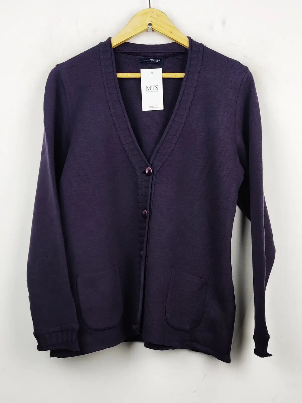 Buy online pre-used pre-loved 100% authentic & Original branded C&A (LS-7773) available in Pakistan. Top international brands avilable.