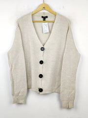 Buy online pre-used pre-loved 100% authentic & Original branded New Look (LS-7936) available in Pakistan. Top international brands avilable.