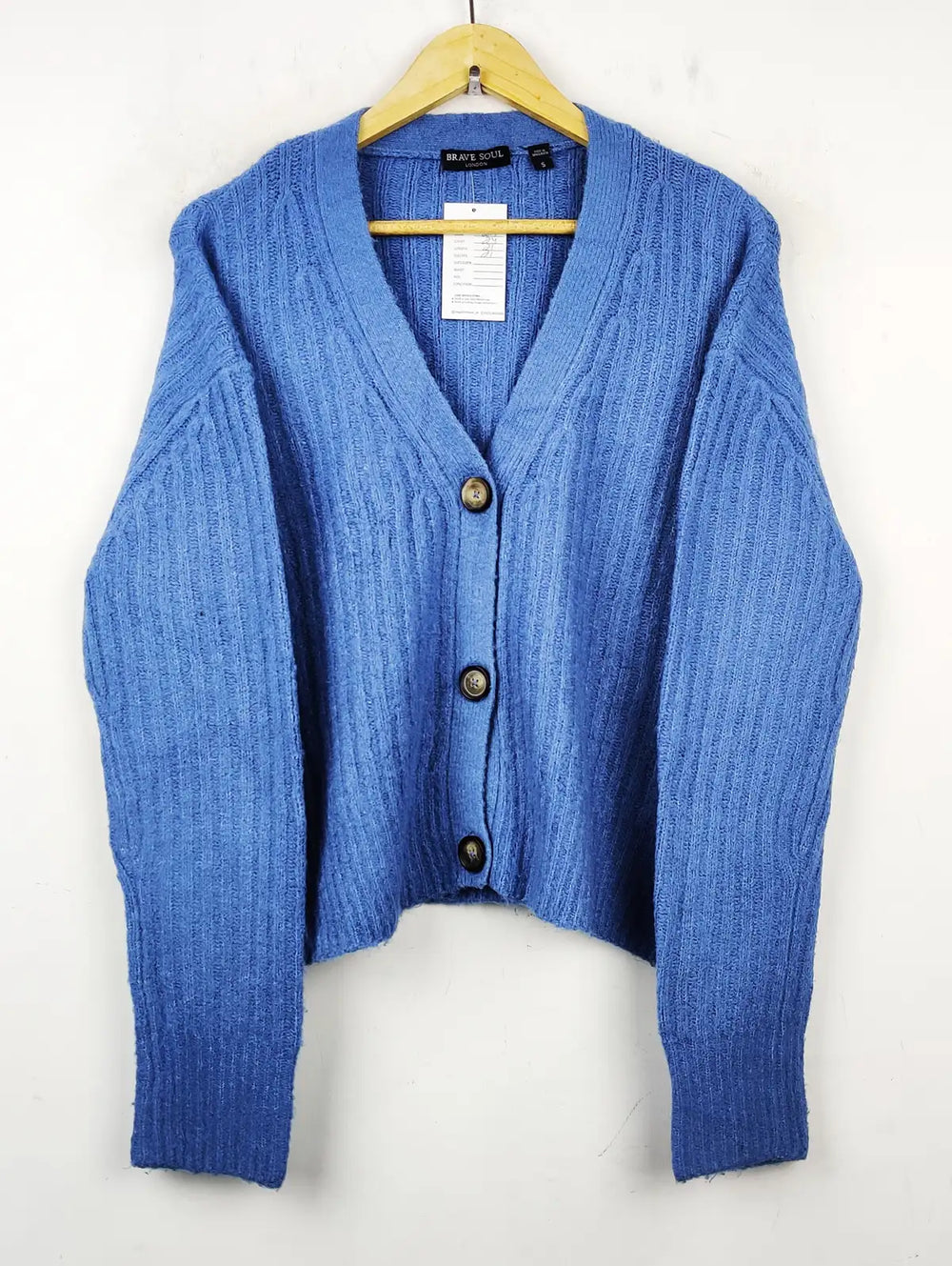 Buy online pre-used pre-loved 100% authentic & Original branded Brave Soul (LS-8014) available in Pakistan. Top international brands avilable.