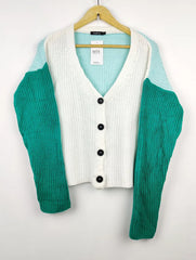 Buy online pre-used pre-loved 100% authentic & Original branded Boohoo (LS-8534) available in Pakistan. Top international brands avilable.