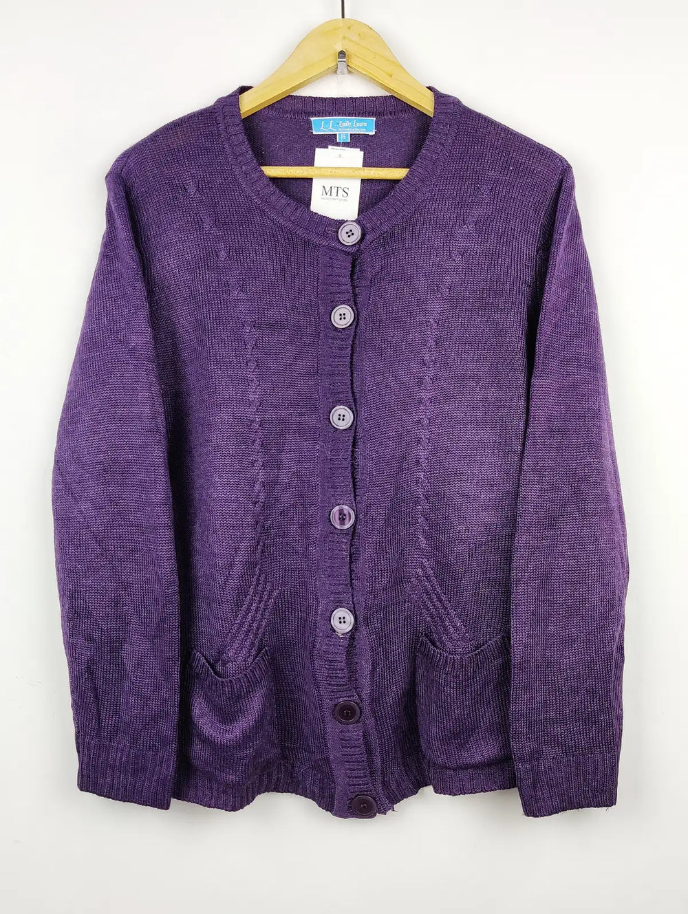 Buy online pre-used pre-loved 100% authentic & Original branded Lady Laura (LS-8545) available in Pakistan. Top international brands avilable.