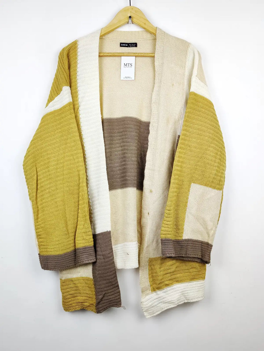 Buy online pre-used pre-loved 100% authentic & Original branded Shein (LS-8547) available in Pakistan. Top international brands avilable.