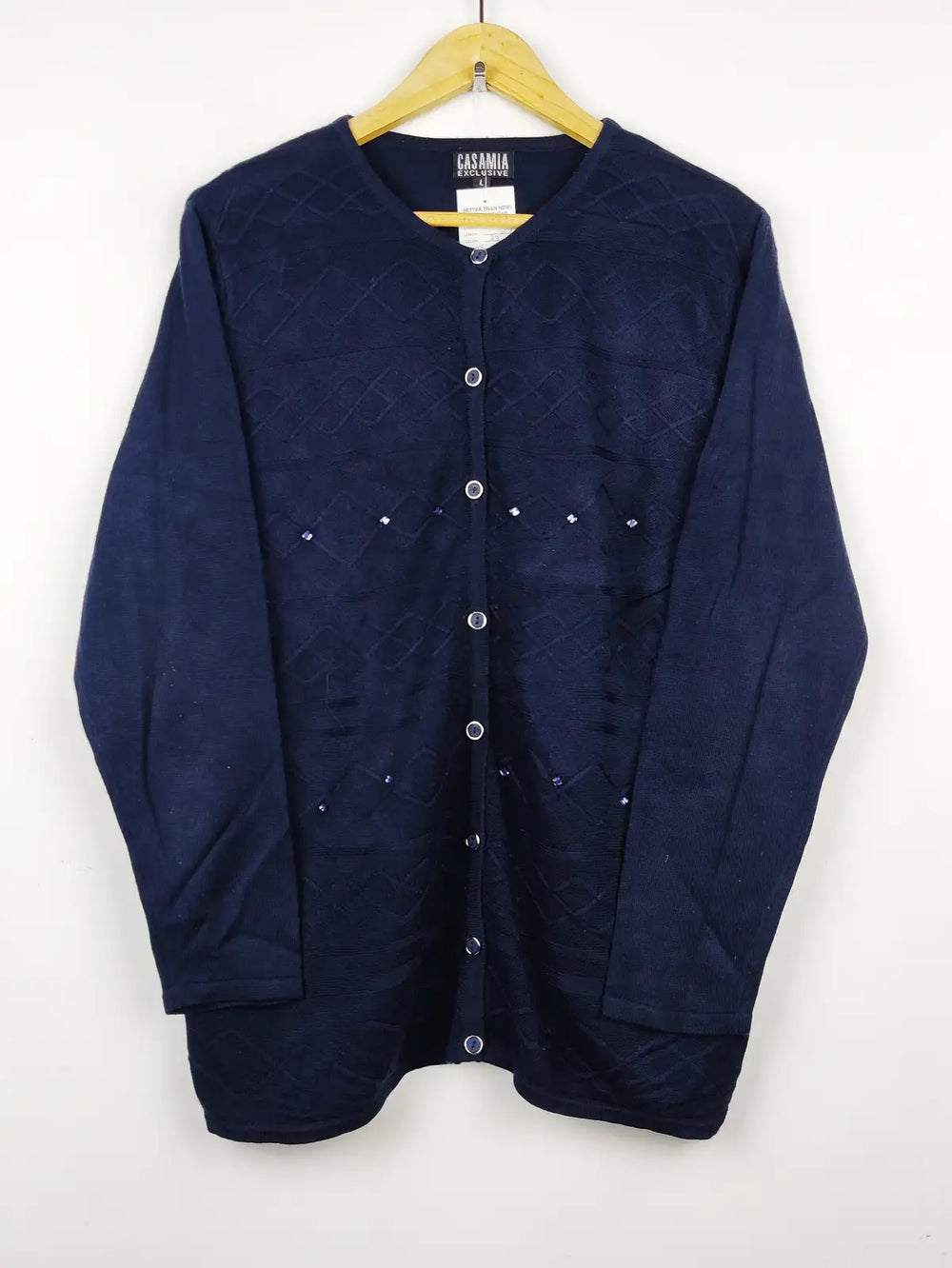 Buy online pre-used pre-loved 100% authentic & Original branded Casamia Exclusive (LS-8548) available in Pakistan. Top international brands avilable.