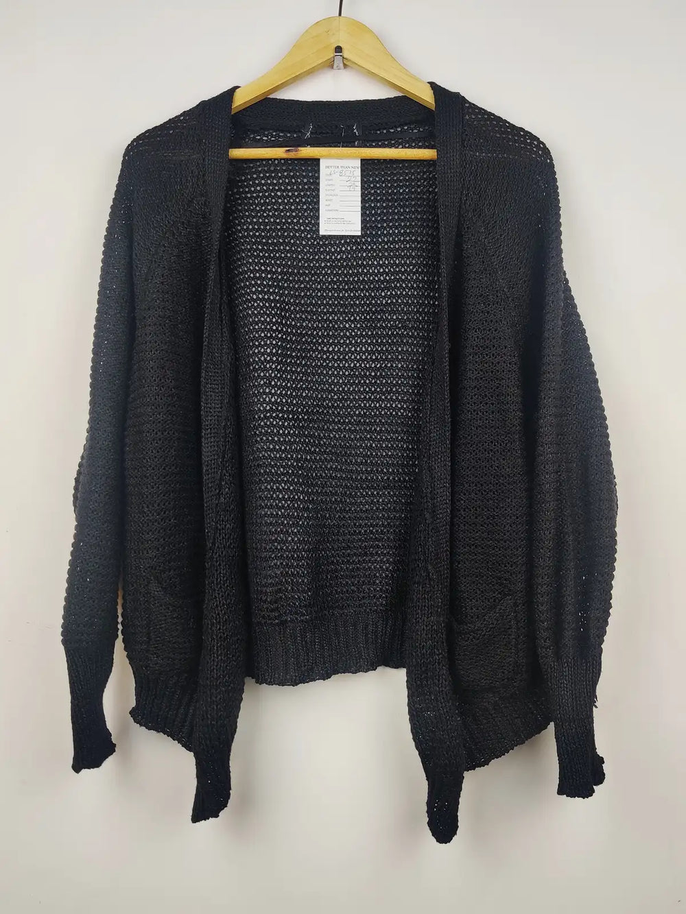 Buy online pre-used pre-loved 100% authentic & Original branded Unknown Brand (LS-8575) available in Pakistan. Top international brands avilable.