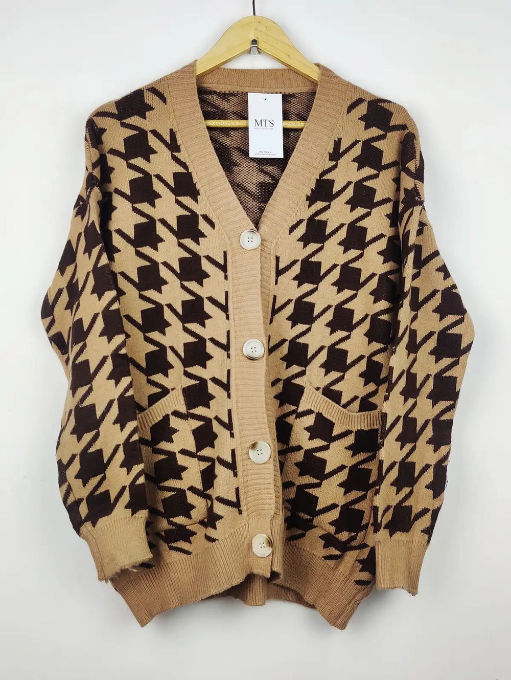 Buy online pre-used pre-loved 100% authentic & Original branded Shein (LS-8578) available in Pakistan. Top international brands avilable.