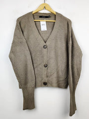 Buy online pre-used pre-loved 100% authentic & Original branded Vero Moda (LS-8629) available in Pakistan. Top international brands avilable.